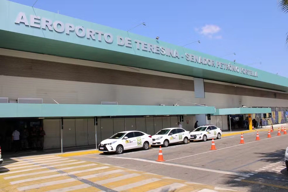 Aeronave de pequeno porte faz pouso de emergência em Aeroporto de Teresina