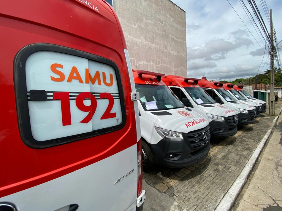 Novas ambulâncias para o SAMU