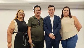 Secretário de Educação de Esperantina junto ao professor Herbert Lima