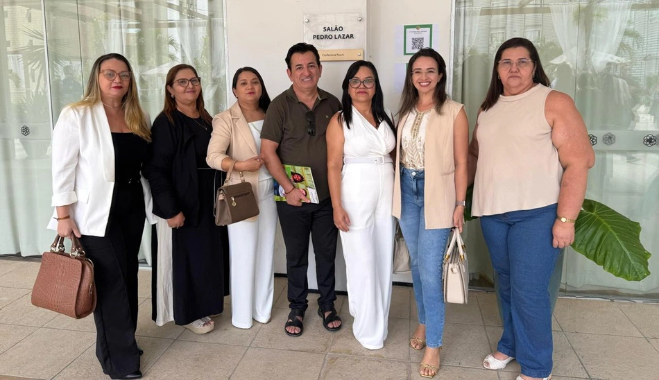 Secretário de Educação de Esperantina participa do 2º Seminário Educação de Excelência em Fortaleza
