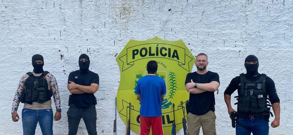 Suspeito preso por porte ilegal de arma e ameças