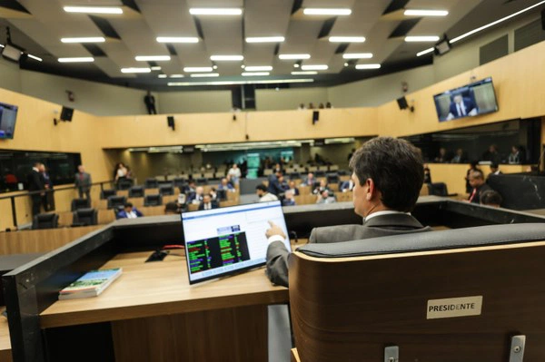 Alepi aprova projeto de lei