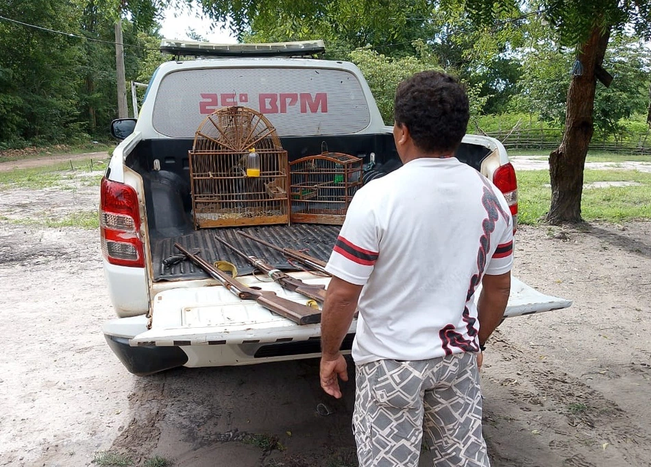 Suspeito preso pela Polícia Militar