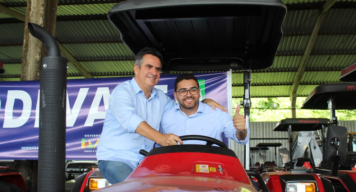 Senador Ciro Nogueira e prefeito de Campo Alegre do Fidalgo, Jean Carlos