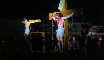 Ator interpretando Jesus Cristo em espetáculo