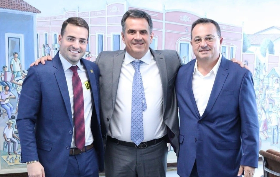 Ciro Nogueira recebe prefeitos e lideranças de quatro municípios do Piauí