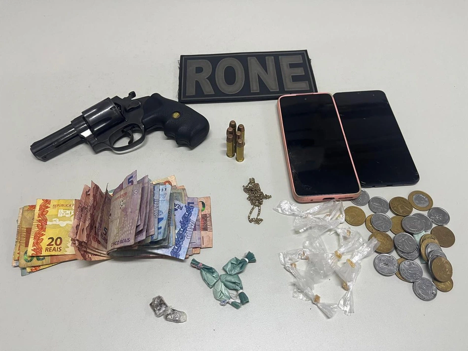 Materiais apreendidos pela Polícia Militar