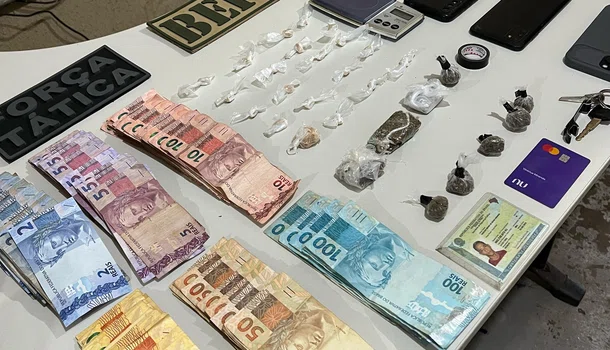 Polícia apreende drogas com dupla suspeita de tráfico em Picos