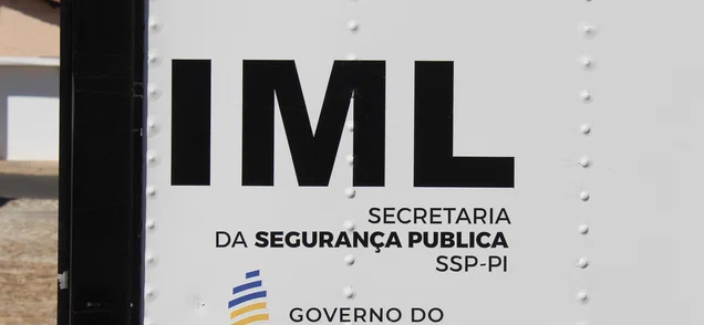 Homem morre após ficar prensado entre dois caminhões em acidente na cidade de União