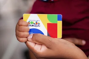 Beneficiários do Bolsa Família com NIS de final recebem pagamento