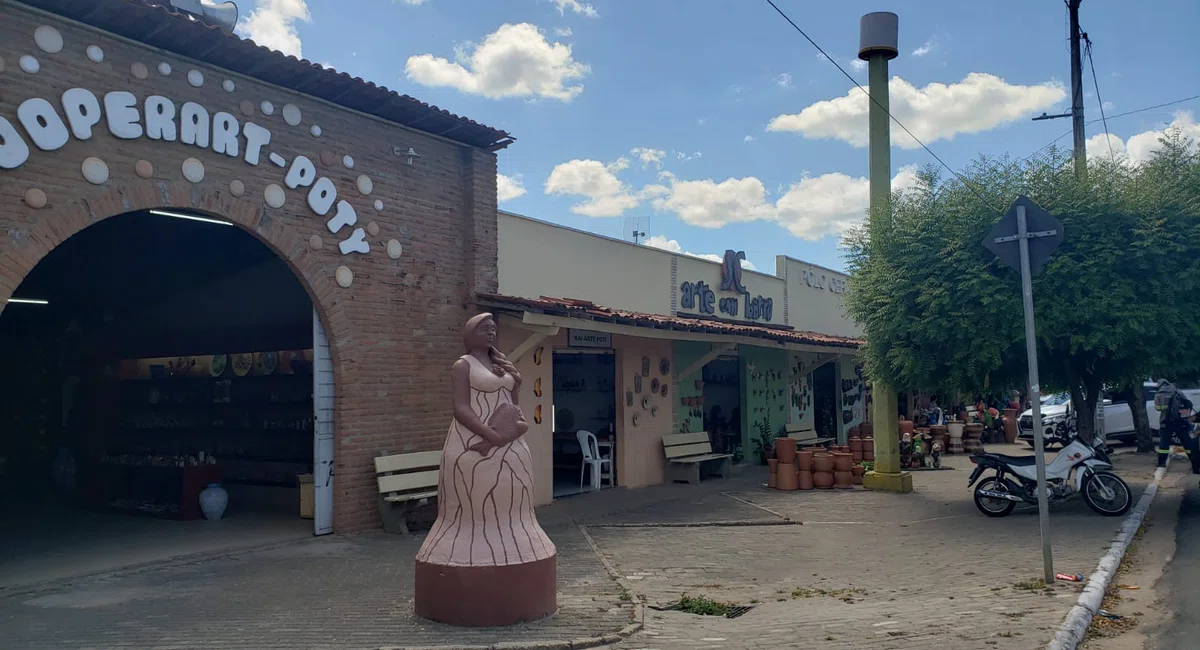 Polo Cerâmico