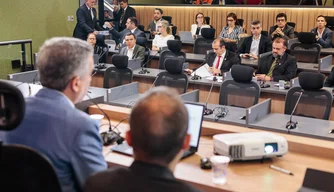 Audiência pública na Alepi