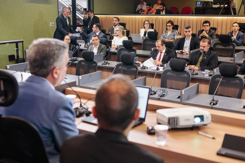 Audiência pública na Alepi