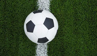 Bola no campo