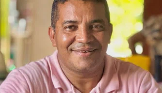 Prefeito de Porto, Aluízio Vaz