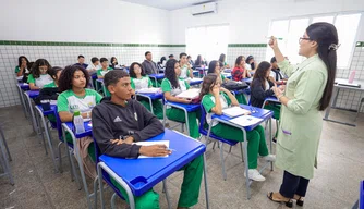 Governo do Piauí lança concurso para professores da rede estadual