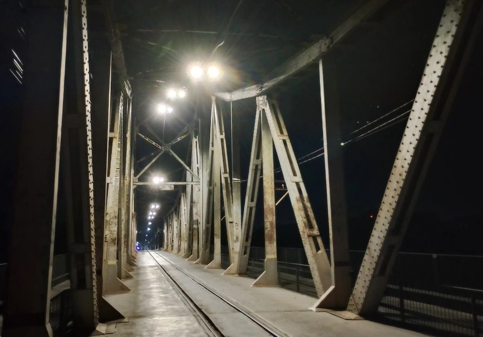 Ponte Metálica