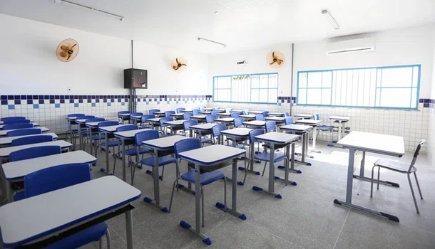 Estudantes/ Sala de Aula