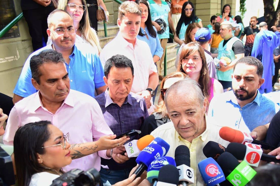 Prefeito Silvio Mendes