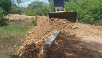 Obras de recuperação e construção de pontes na zona rural