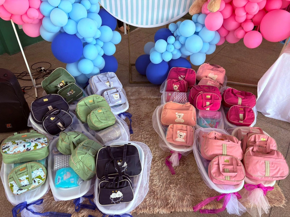 Esperantina realiza entrega de enxovais para gestantes dos programas Criança Feliz e Gerando com Carinho