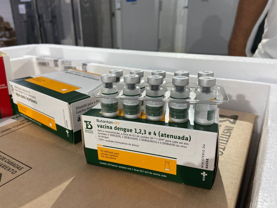 Vacina contra dengue