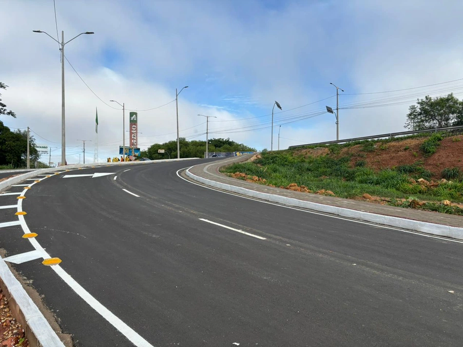 Nova alça da Ponte Wall Ferraz é inaugurada