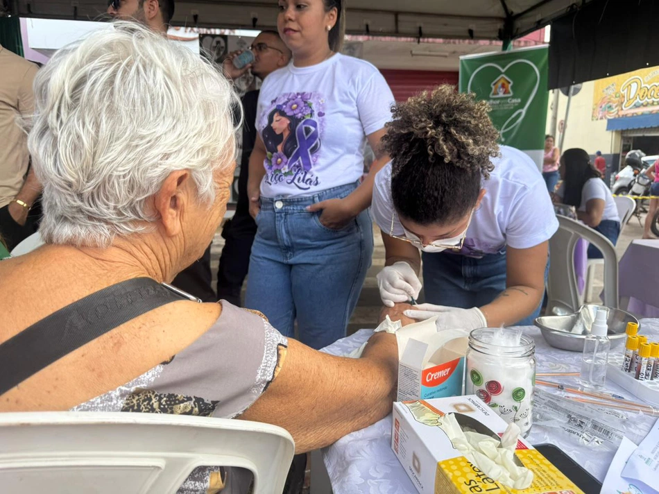 Secretaria de Saúde de Esperantina encerrou Março Lilás durante a IV Edição da Feira da Fartura