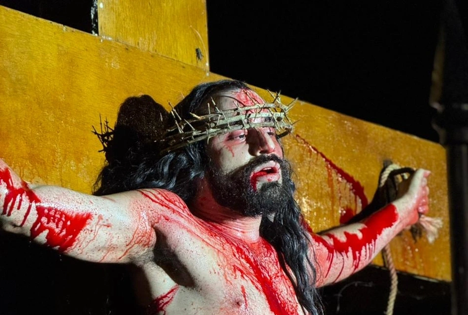 Encenação da crucificação de Jesus