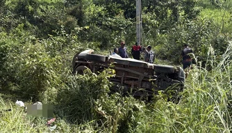 Carro teria capotado durante acidente em Gilbués