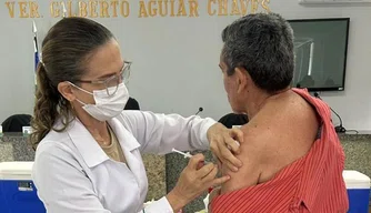 Secretaria de Saúde de Esperantina realiza “Dia D” de vacinação com pontos estratégicos na zona urbana