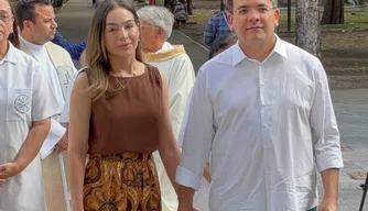 Rafael Fonteles celebra aniversário em Catedral de Teresina