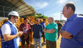 Silvio Mendes realiza vistoria técnica em obras nas regiões de Teresina