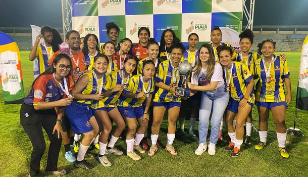 Rafael Fonteles institui lei que amplia participação feminina no esporte piauiense