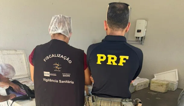 PRF apreende 650 kg de alimentos perecíveis transportados sem documentação fiscal em Parnaíba