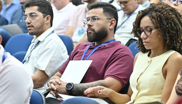 TCE-PI reúne especialistas em debate sobre pagamento no setor público