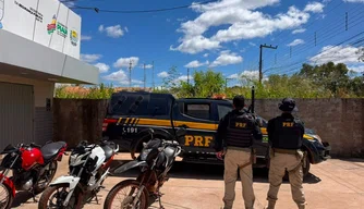 PRF recupera três motocicletas adulteradas com registro de roubo em Batalha