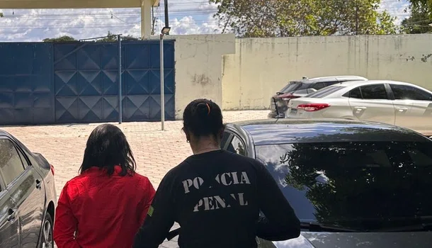 Falsa advogada é conduzida após tentar entrar em penitenciária de Teresina