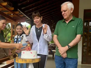 Banda Municipal Mestre Chico presta homenagem à prefeita Ivanária
