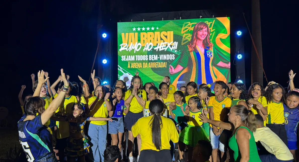 Prefeita Ivanária Sampaio comemora aniversário ao lado de amigos