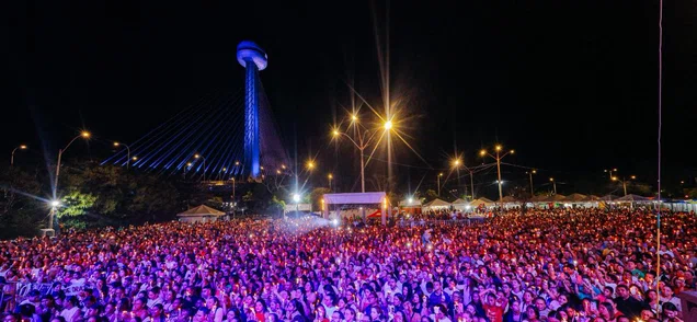 Multidão lota Festival Piauí em Cristo durante celebração de fé e solidariedade em Teresina