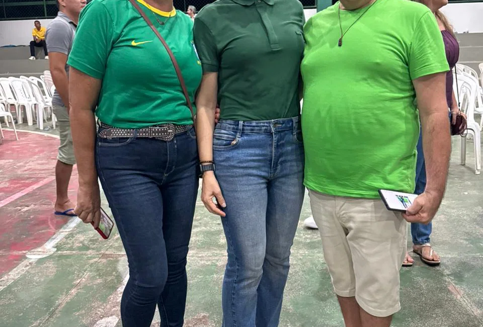 Ginásio Dídimo de Castro fica lotado durante lançamento das pré-candidaturas de Themistocles Filho e Marco