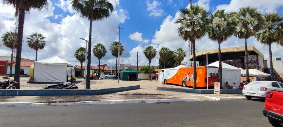 Busão da Castração chega ao Dirceu