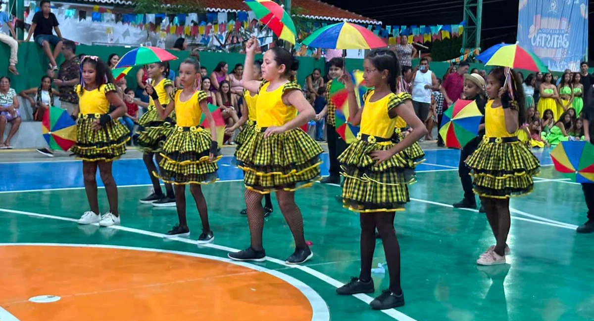 Arraiás nas escolas de Esperantina