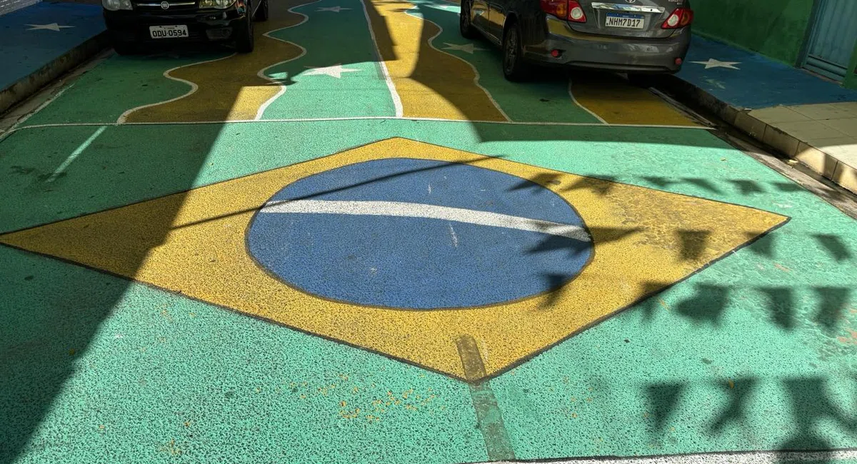 Rua da Copa do bairro Dirceu I