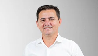Prefeito de Jatobá do Piauí, Hilton Gomes