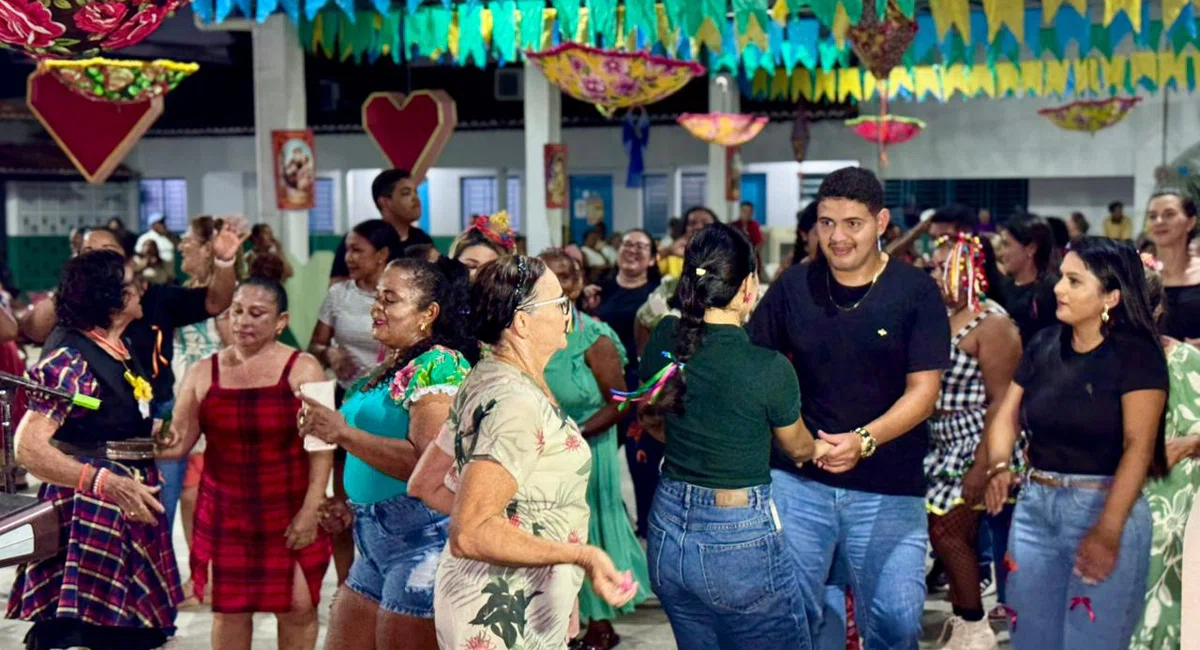 Arraiá da Melhor Idade em Esperantina