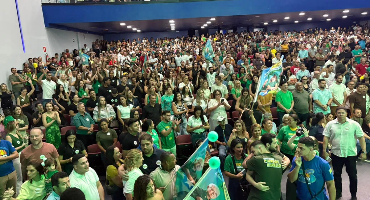 Prefeita Ivanária Sampaio participa de encontro "Nossa Missão Piauí" no Centro de Convenções de Teresina