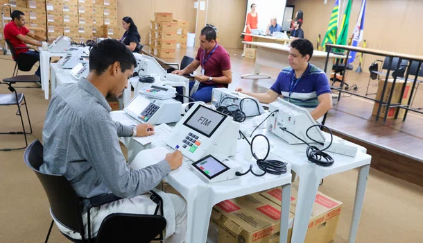 TRE-PI realiza simulado com urnas eletrônicas para as eleições de 2026