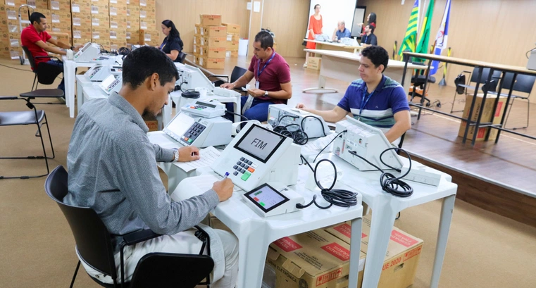 TRE-PI realiza simulado com urnas eletrônicas para as eleições de 2026